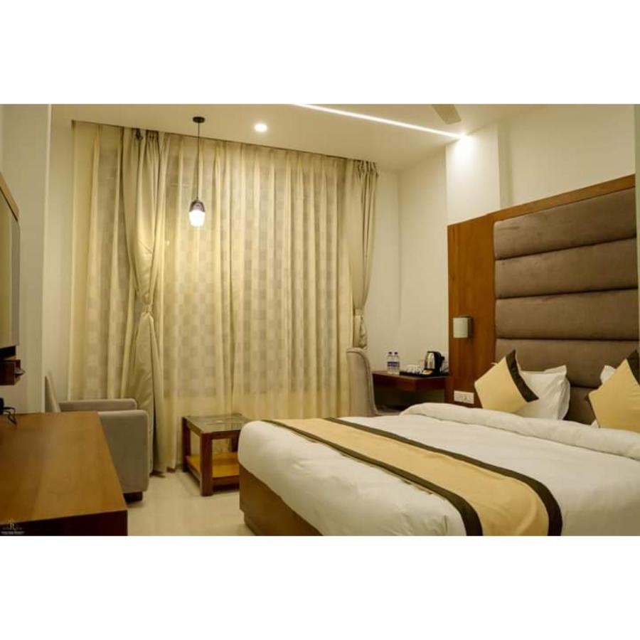 Hotel Prime Residency Chhatarpur Eksteriør billede