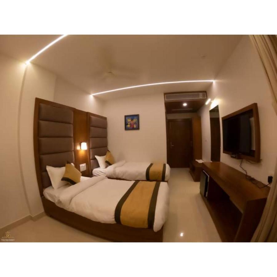 Hotel Prime Residency Chhatarpur Eksteriør billede